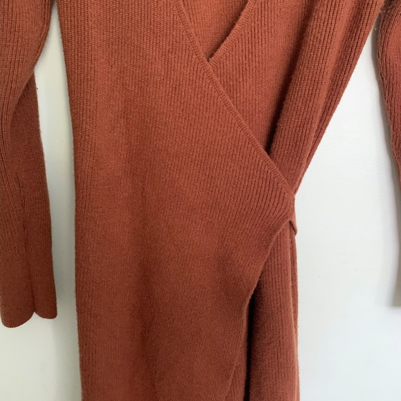 Abercrombie and Fitch Ribbed Wrap Dress Size Small - Picture 2 of 7